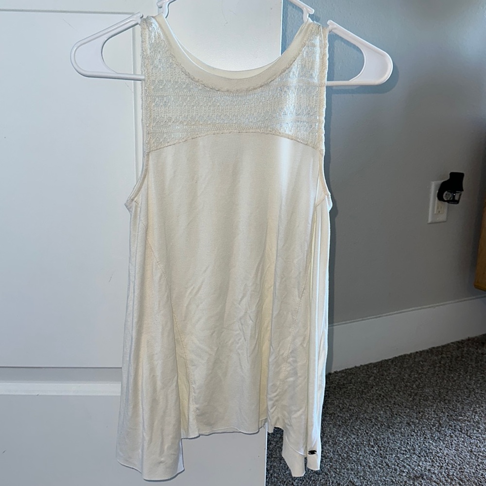 White American Eagle Tank Top.